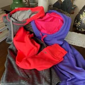 (2) Nike Therma fit Hoodies